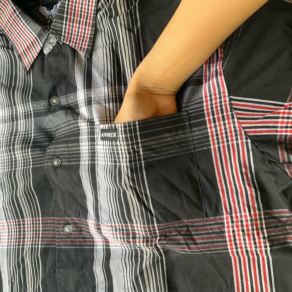 Avirex Men’s Short Sleeve Button Down Shirt size XL, Black Red White Checked - Picture 6 of 8